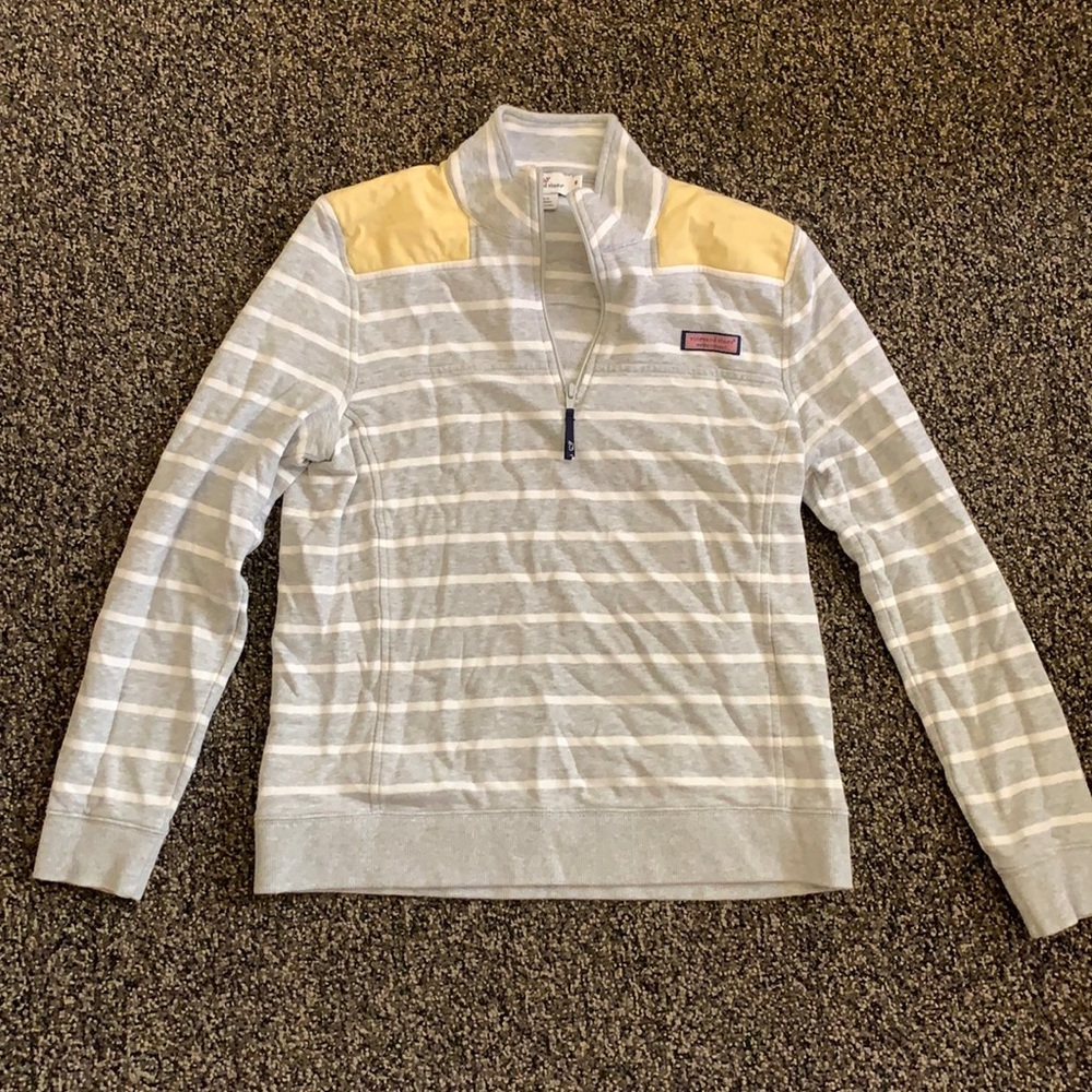 Vineyard Vines gray/yellow striped pullover